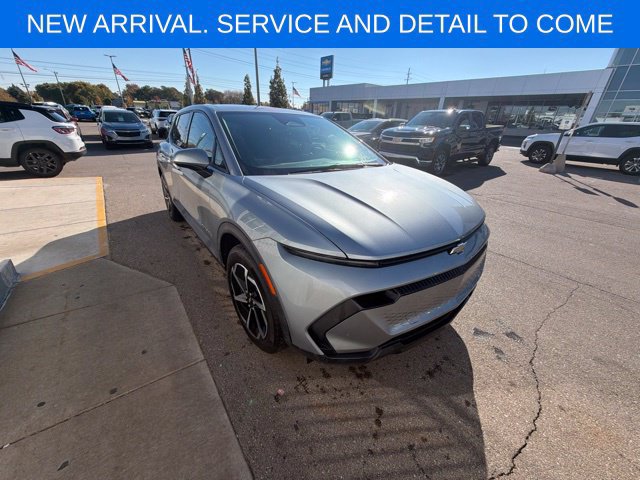 Used 2025 Chevrolet Equinox EV LT FWD image 6
