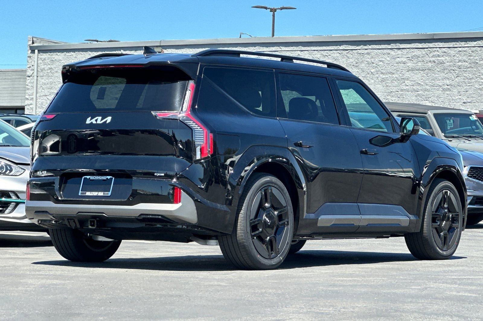 New 2026 Kia EV9 GT-Line AWD/4WD image 4