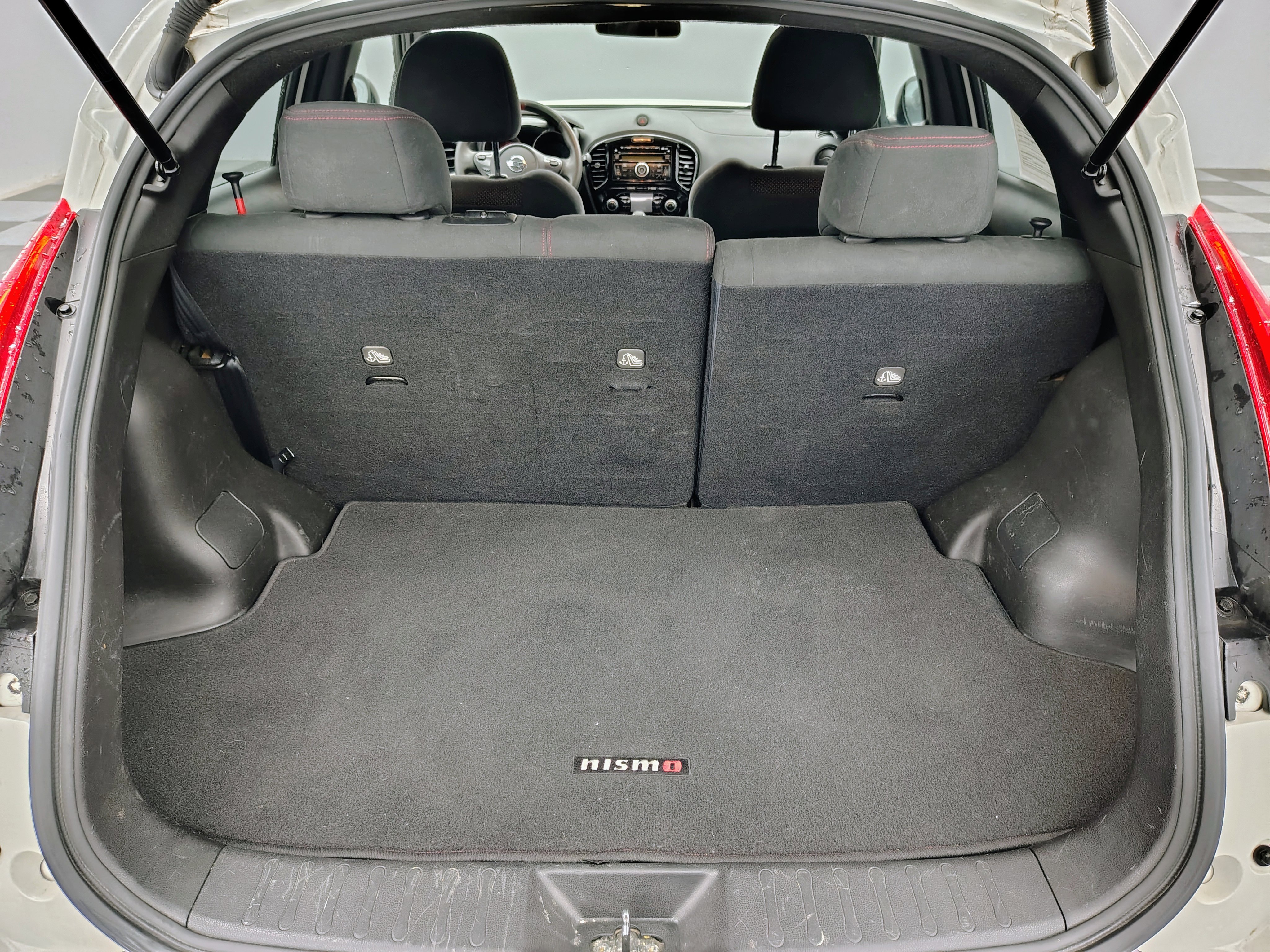 Used 2013 Nissan Juke NISMO image 22