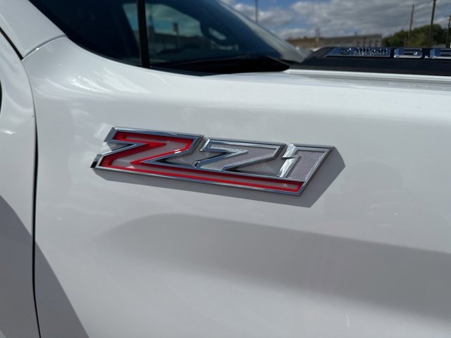 Used 2024 Chevrolet Silverado 2500 Custom w/ Z71 Off-Road Package image 6