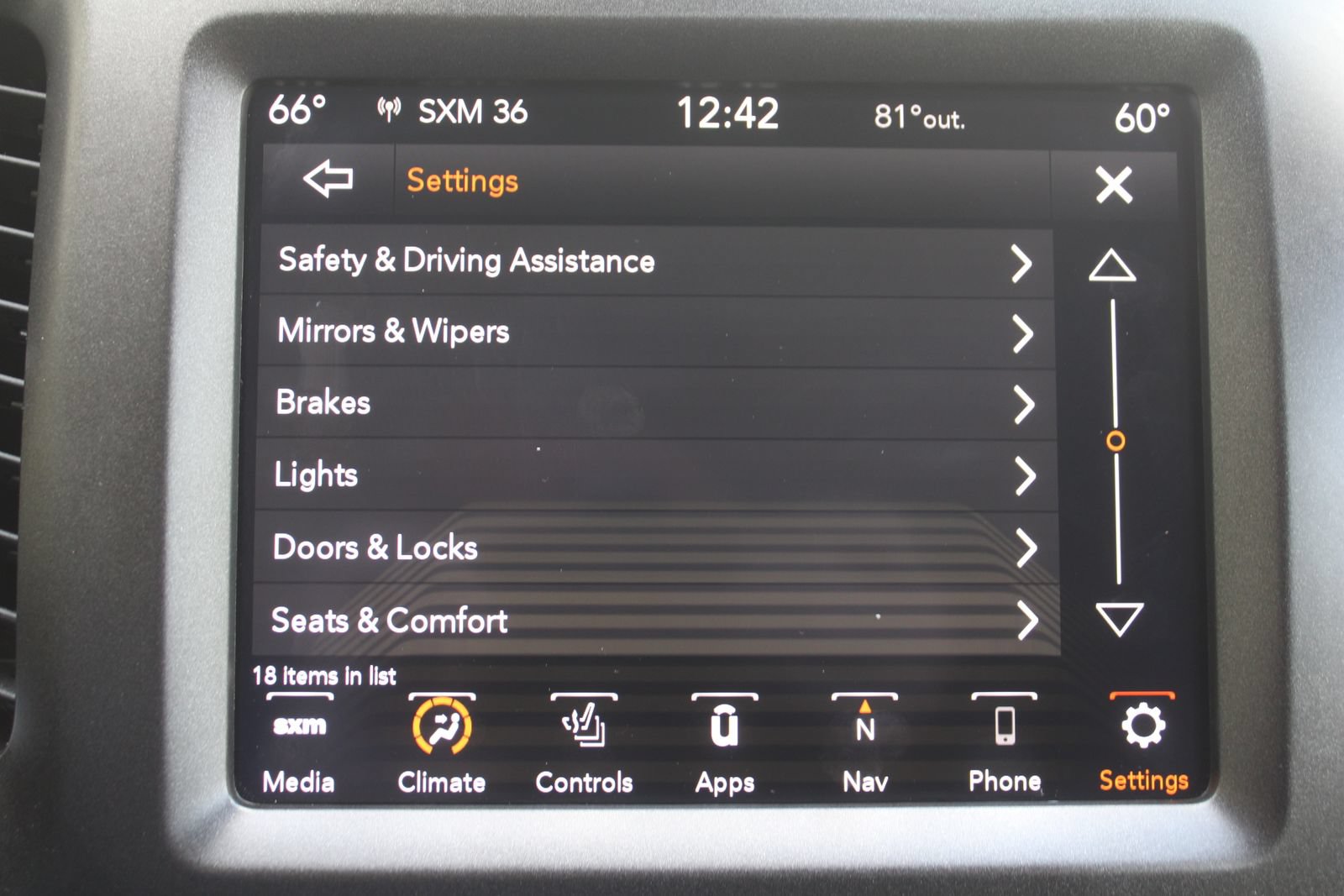 Used 2021 Jeep Cherokee Trailhawk w/ Sun, Sound & Nav Group AWD/4WD image 47