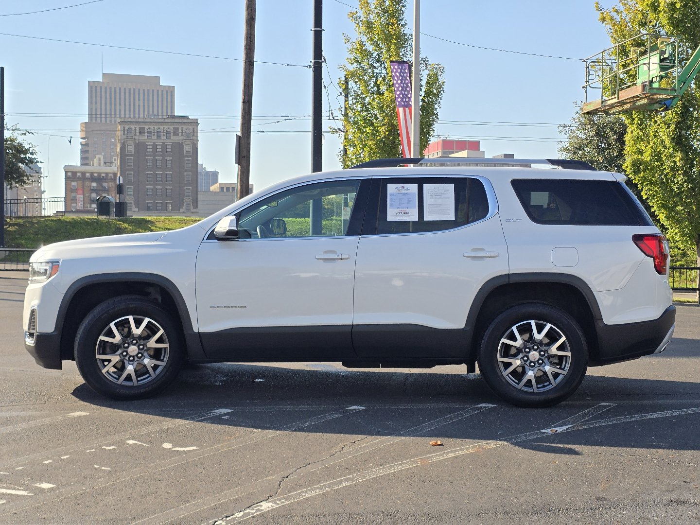 Certified 2023 GMC Acadia SLT AWD/4WD image 22