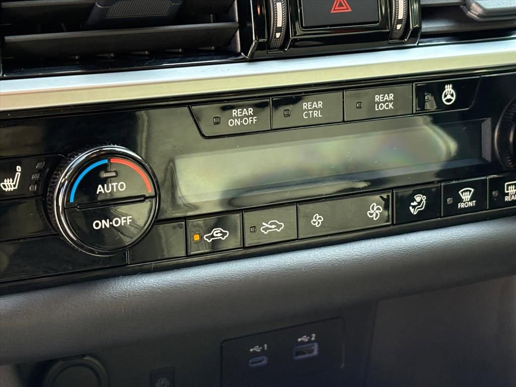 Certified 2025 Nissan Pathfinder SL image 15