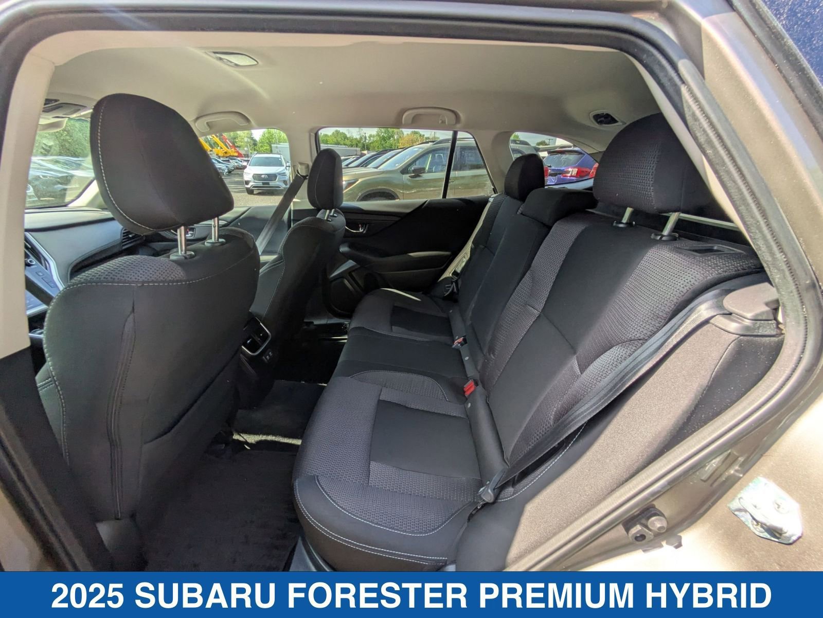 Certified 2025 Subaru Forester Premium AWD/4WD image 22