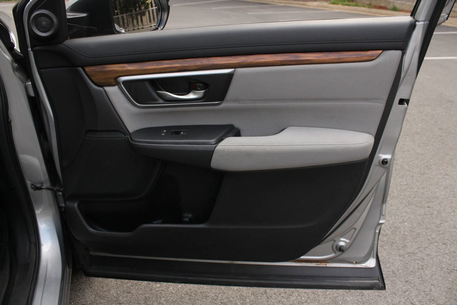 Used 2017 Honda CR-V EX image 26