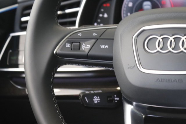New 2025 Audi Q7 3.0T Prestige image 18