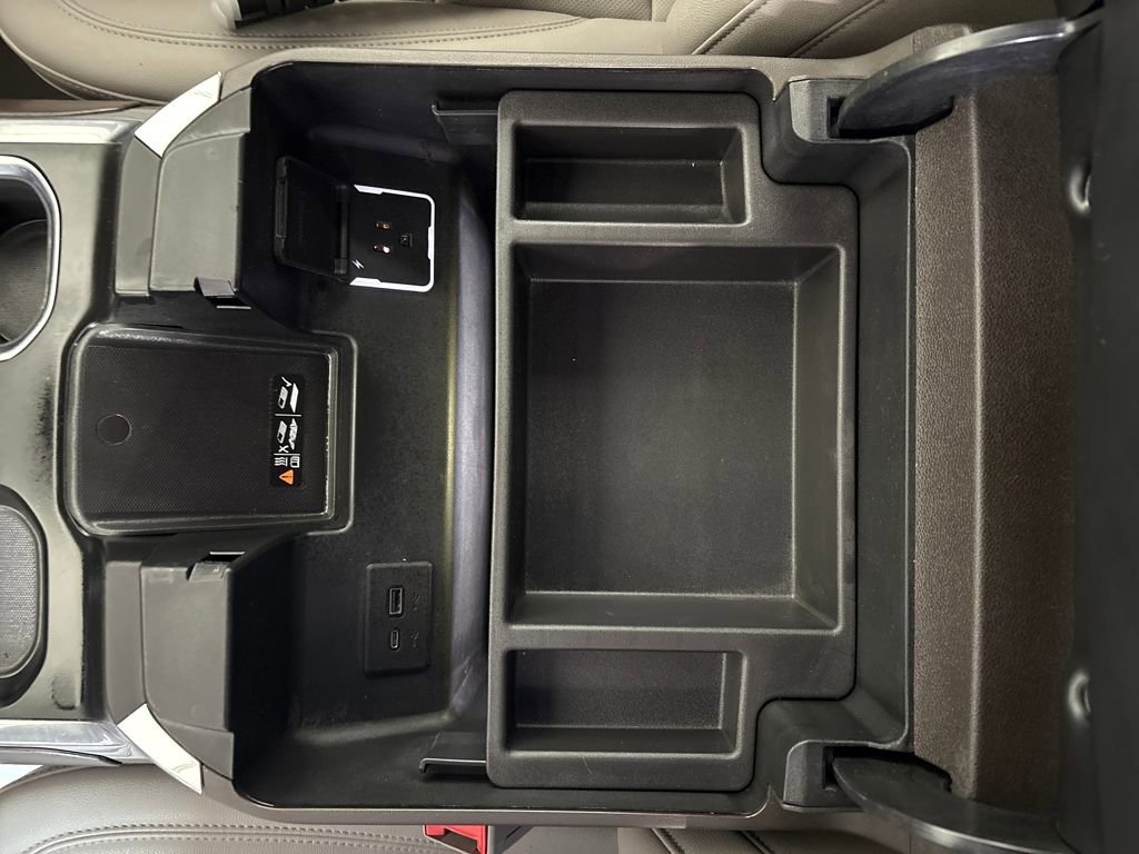 Used 2024 GMC Sierra 1500 SLT w/ SLT Premium Package image 29