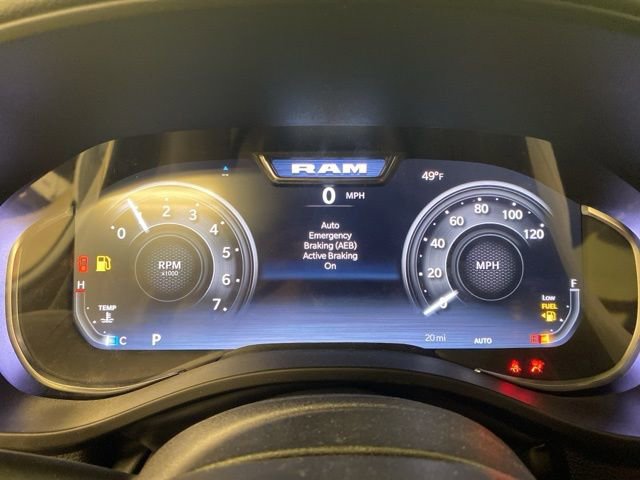 New 2026 RAM 1500 4x4 Crew Cab image 9