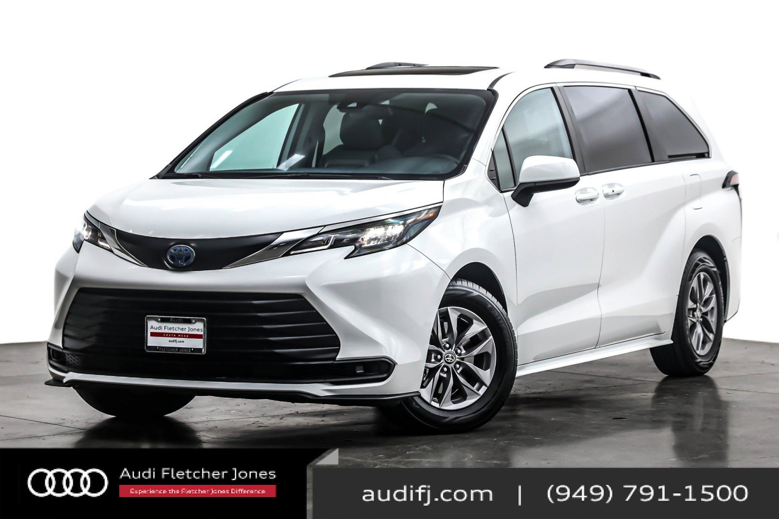 Used 2024 Toyota Sienna LE