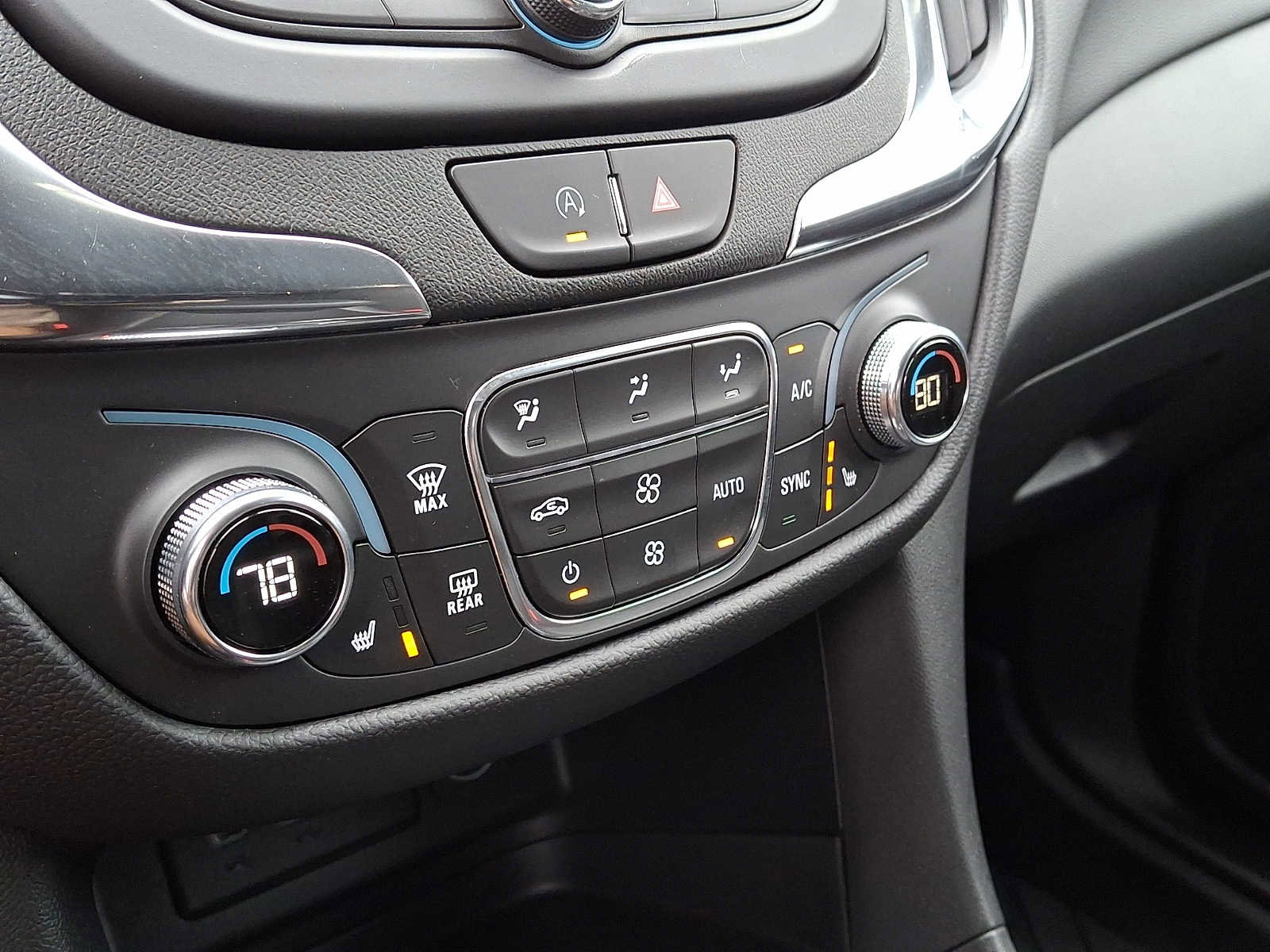 Used 2022 Chevrolet Equinox LT image 15