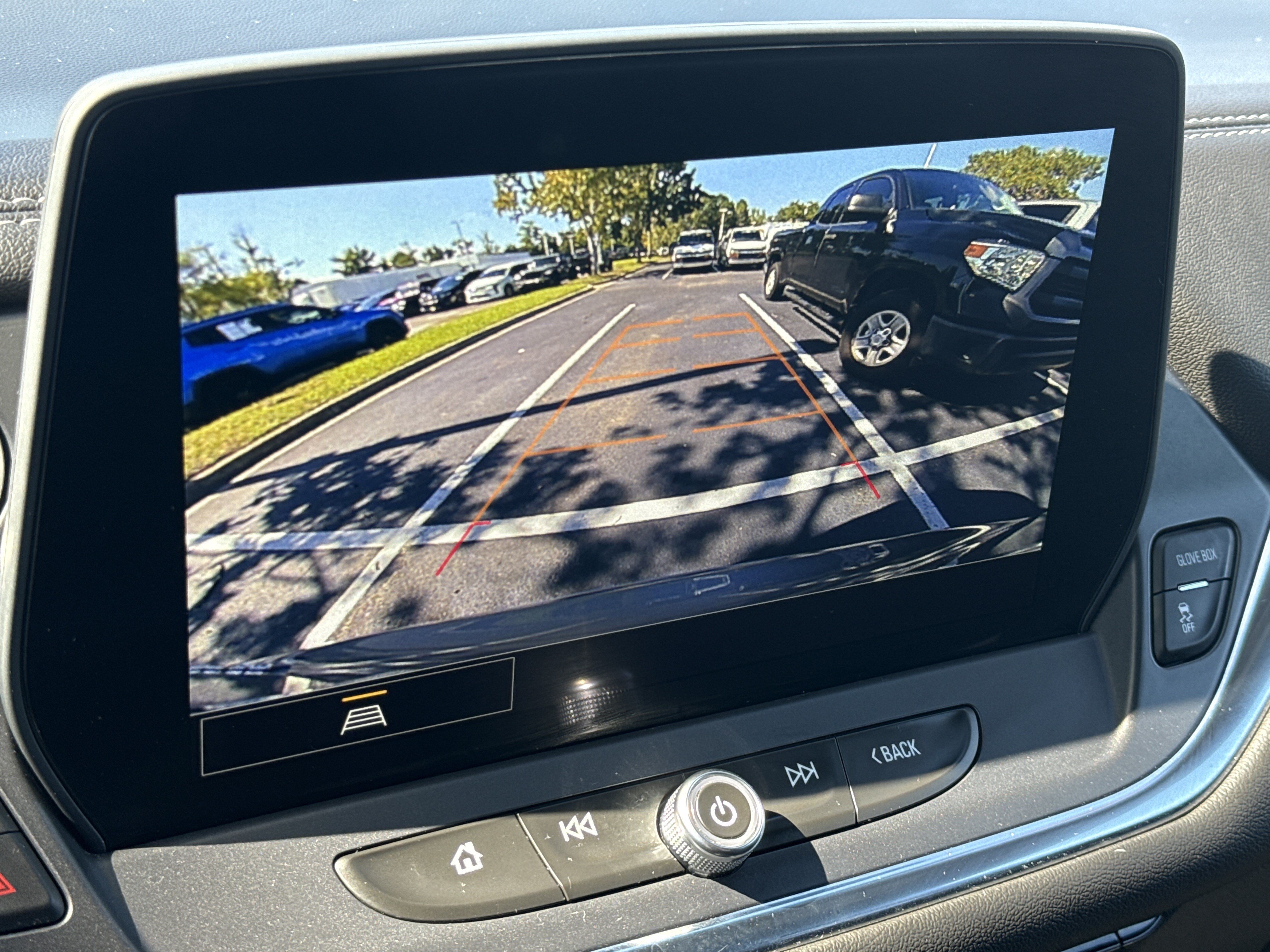 Used 2025 Chevrolet Blazer LT FWD image 24