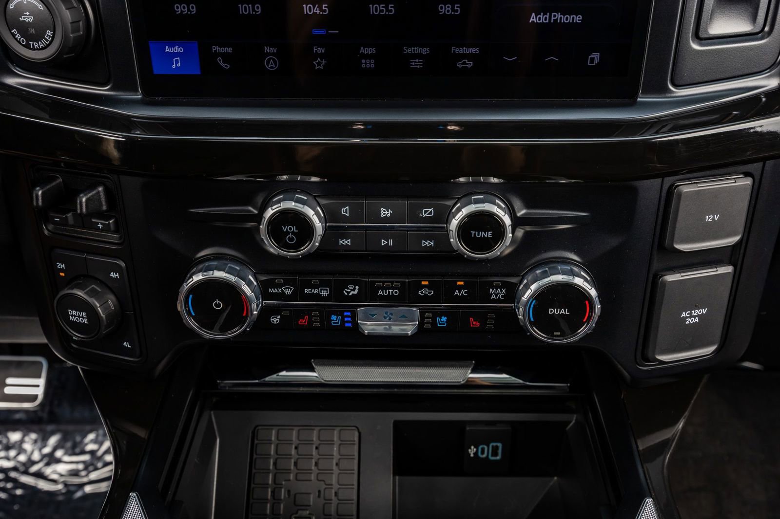 Used 2023 Ford F250 Lariat w/ Lariat Ultimate Package image 26