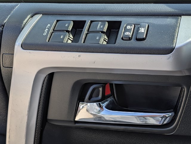 Used 2017 Toyota 4Runner SR5 Premium RWD image 23