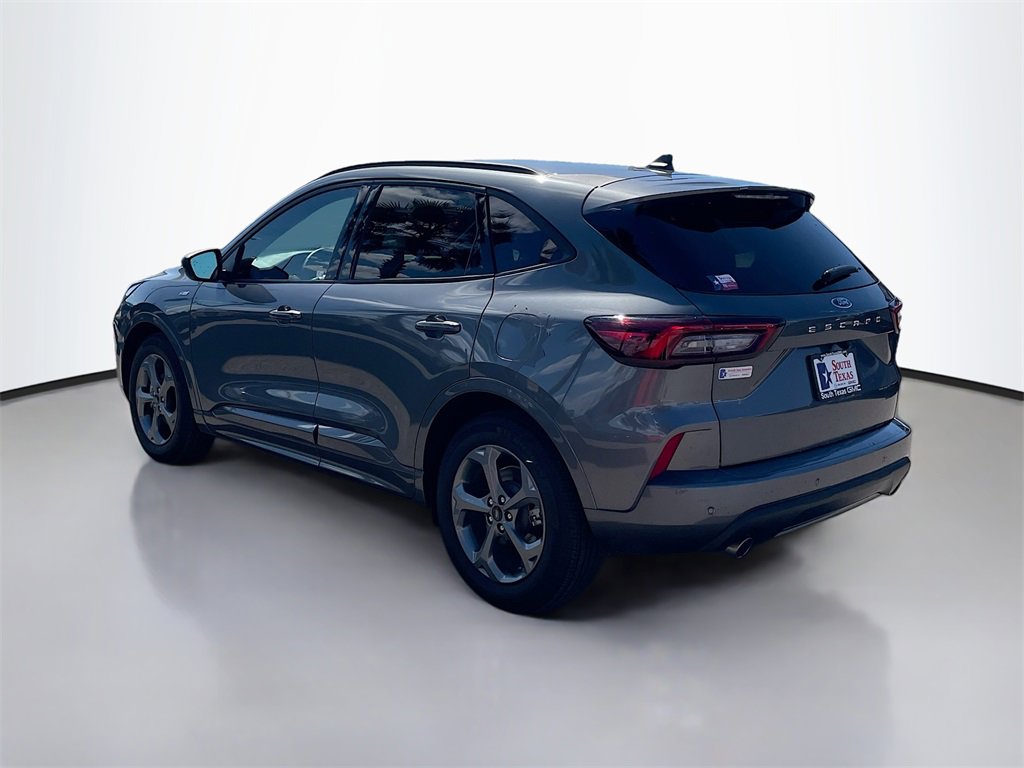 Used 2024 Ford Escape ST-Line w/ Tech Pack #1 image 5