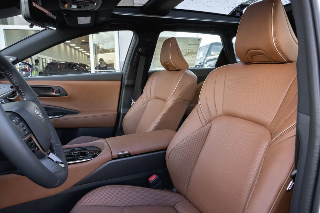 New 2026 Toyota Crown Signia image 7