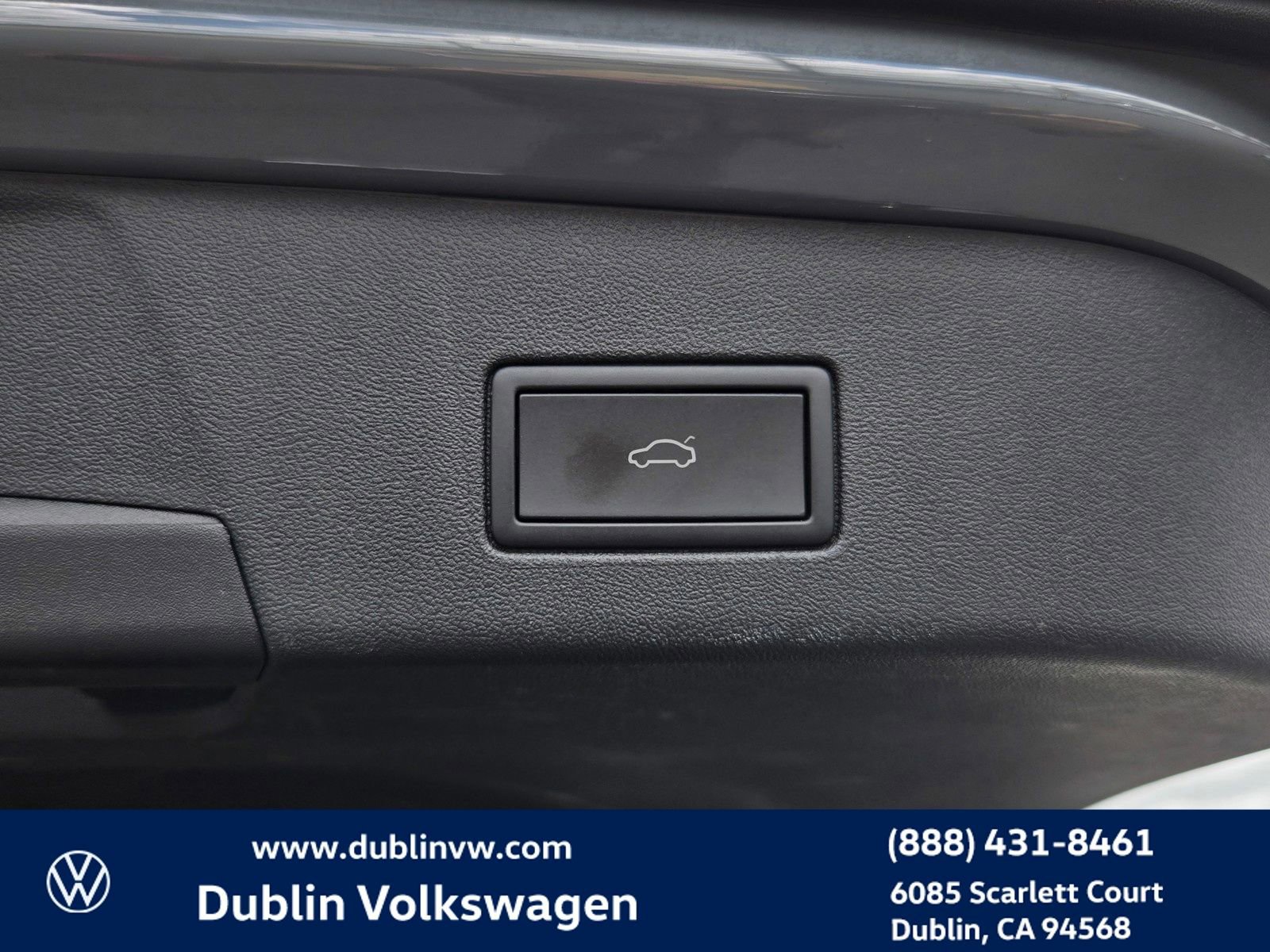 Used 2023 Volkswagen ID.4 Pro S Plus image 22