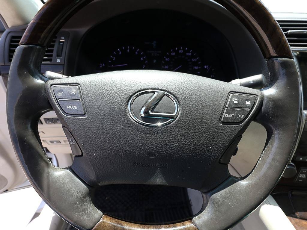 Used 2007 Lexus LS 460 L RWD image 15