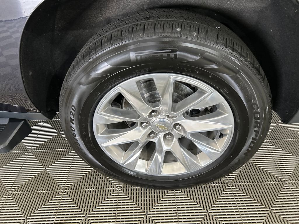 Used 2022 Chevrolet Suburban Premier image 10