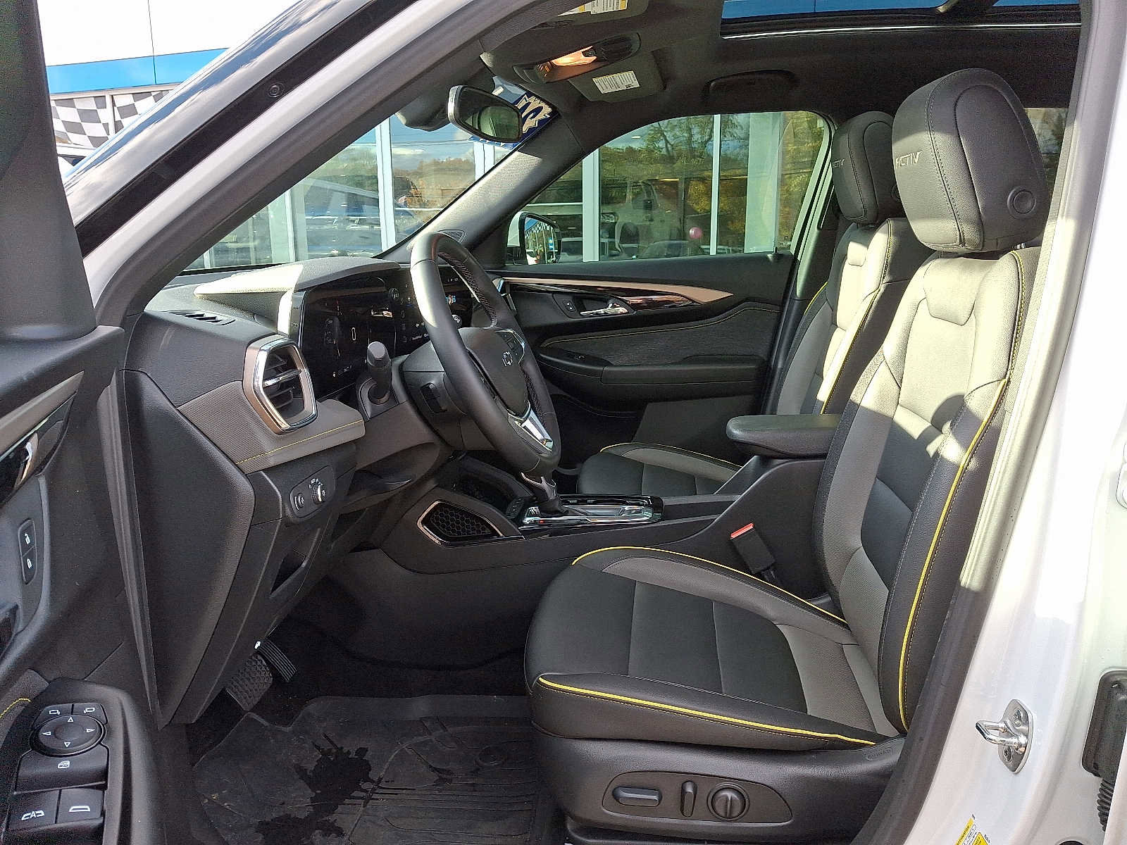 Certified 2024 Chevrolet TrailBlazer ACTIV w/ Convenience Package image 13