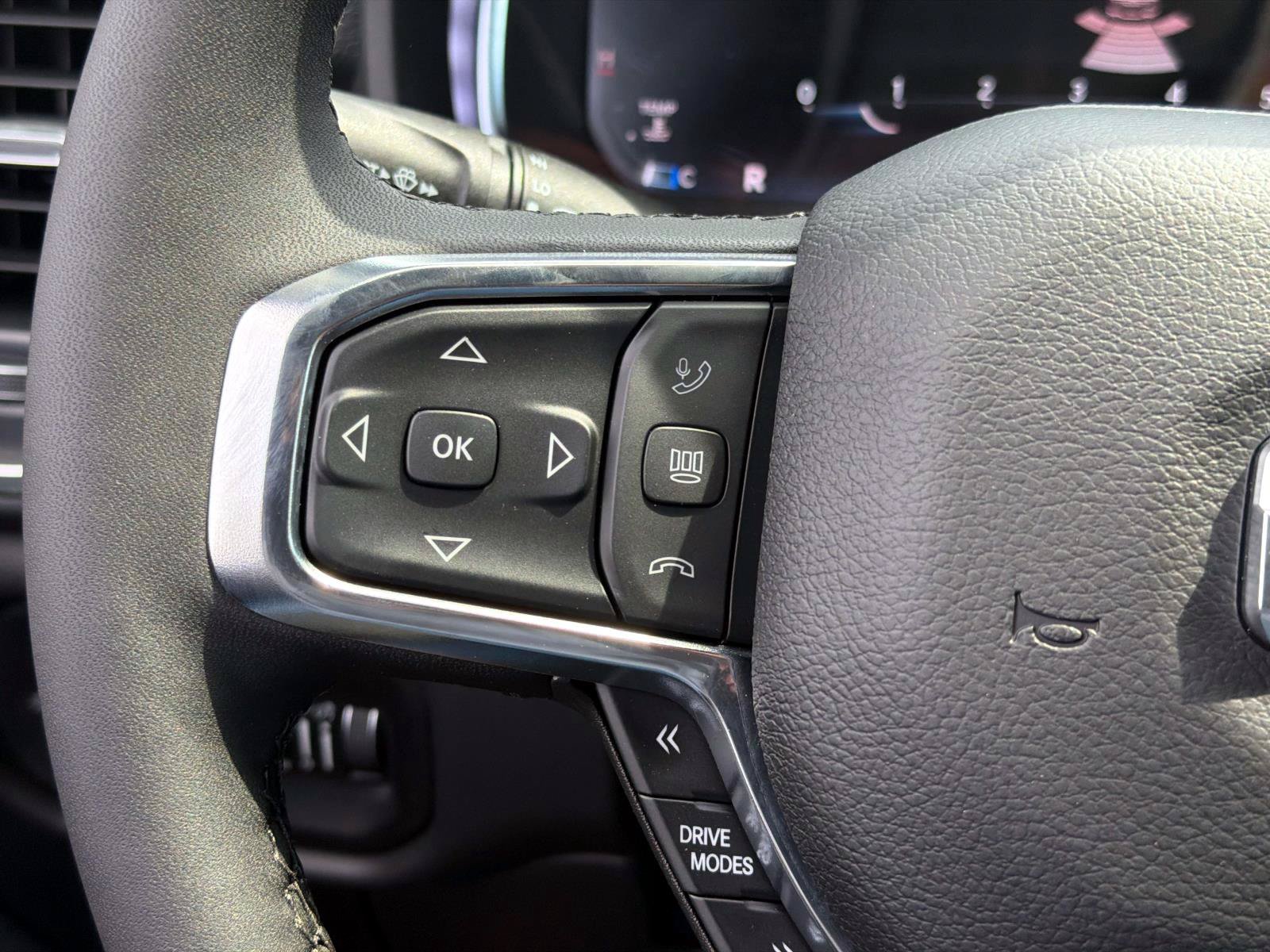 New 2026 RAM 1500 Laramie AWD/4WD image 21