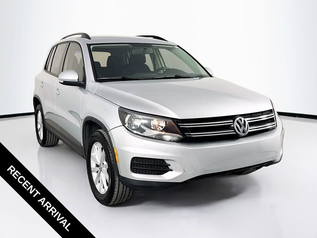 Used 2018 Volkswagen Tiguan Limited w/ Premium Package FWD image 1