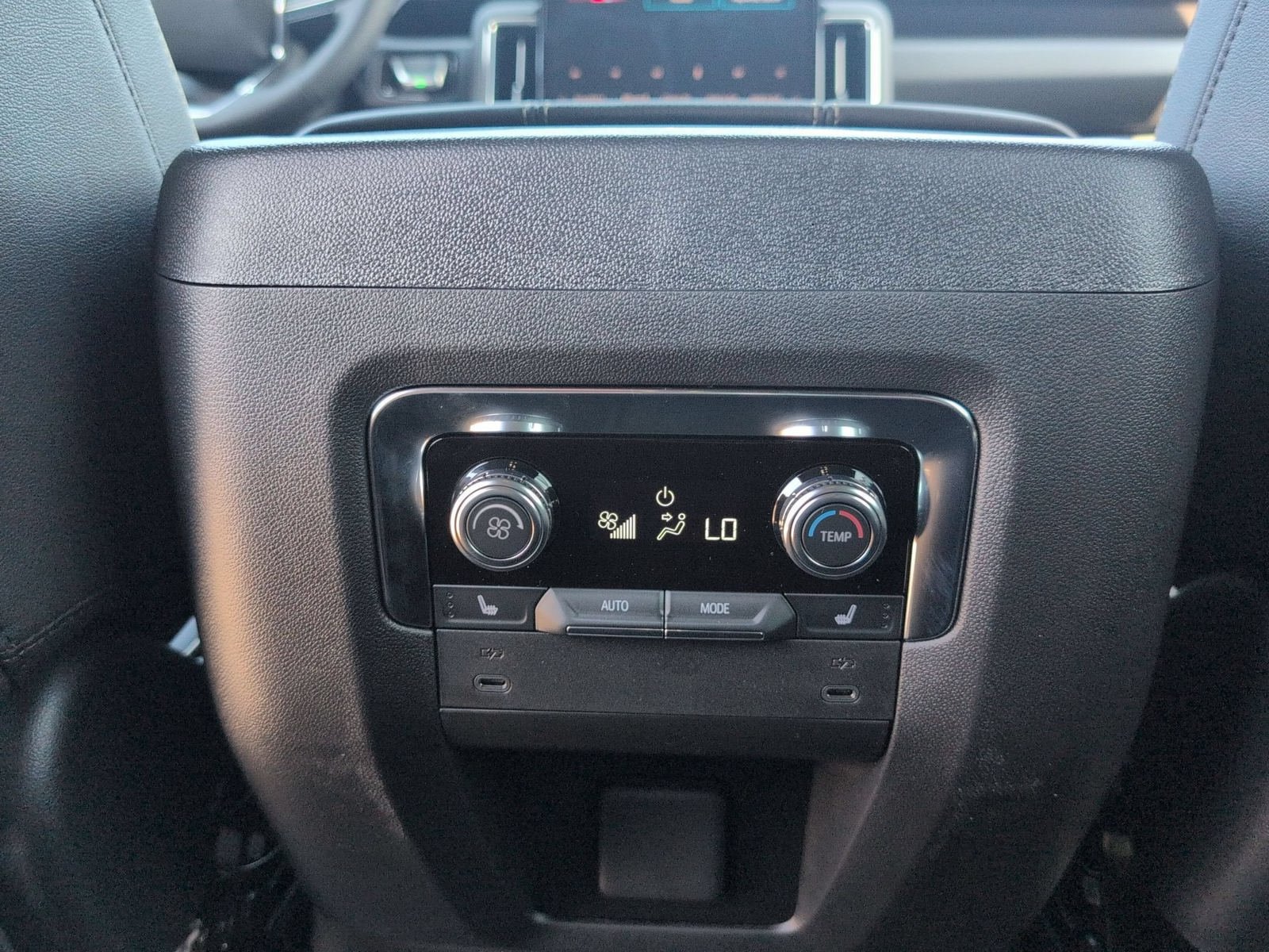 New 2026 GMC Yukon Elevation AWD/4WD image 26