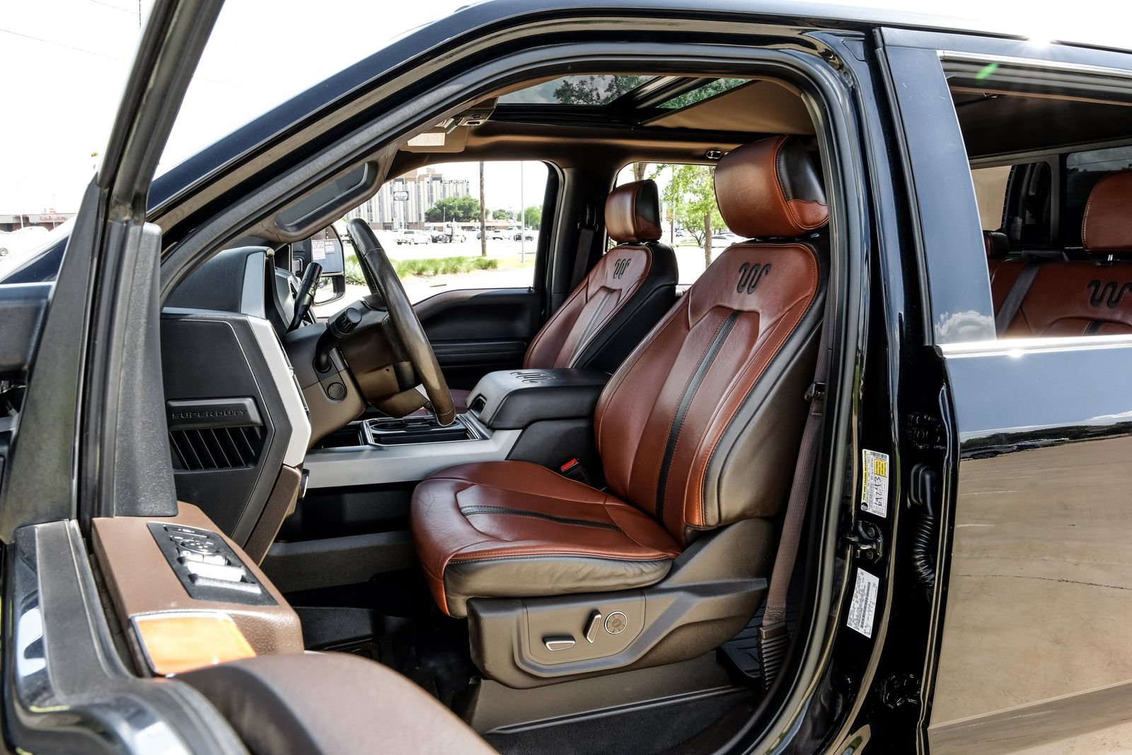 Used 2019 Ford F250 King Ranch w/ King Ranch Ultimate Package AWD/4WD image 33