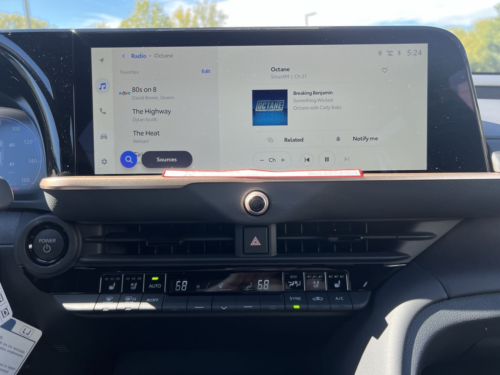 New 2026 Toyota Crown Signia AWD/4WD image 18
