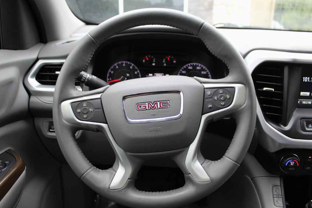 Used 2017 GMC Acadia SLE FWD image 14