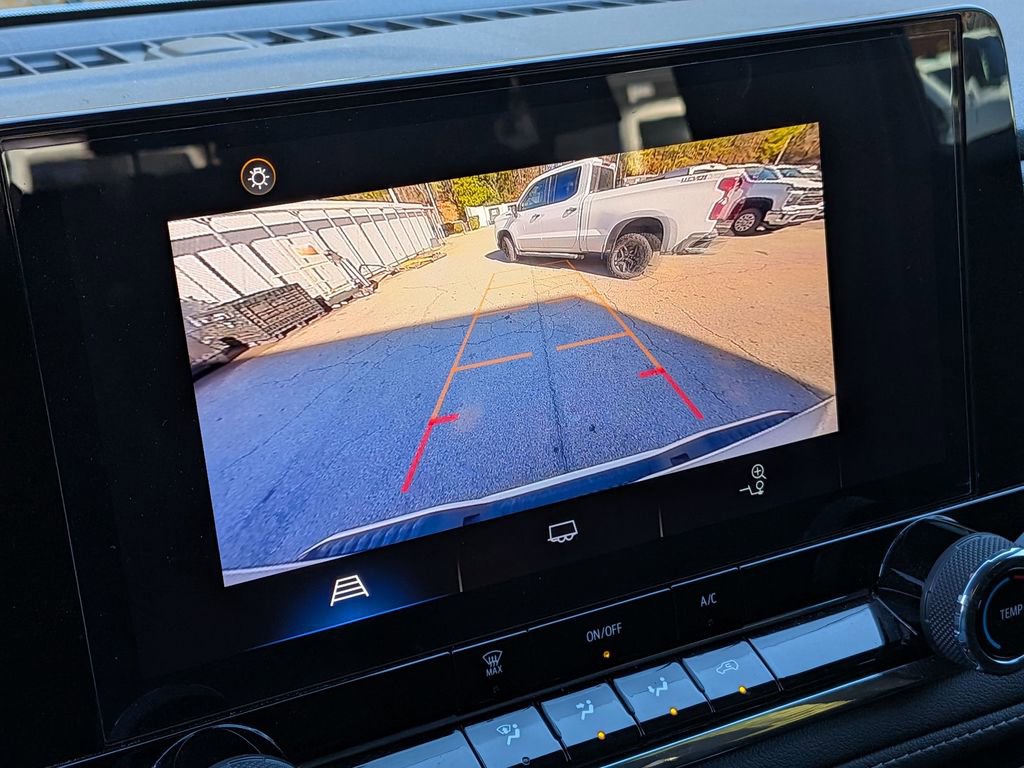 Used 2023 Chevrolet Colorado LT image 21