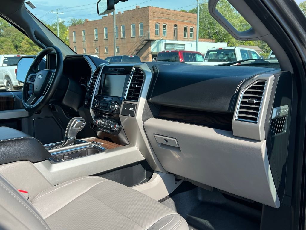 Used 2015 Ford F150 Lariat image 21