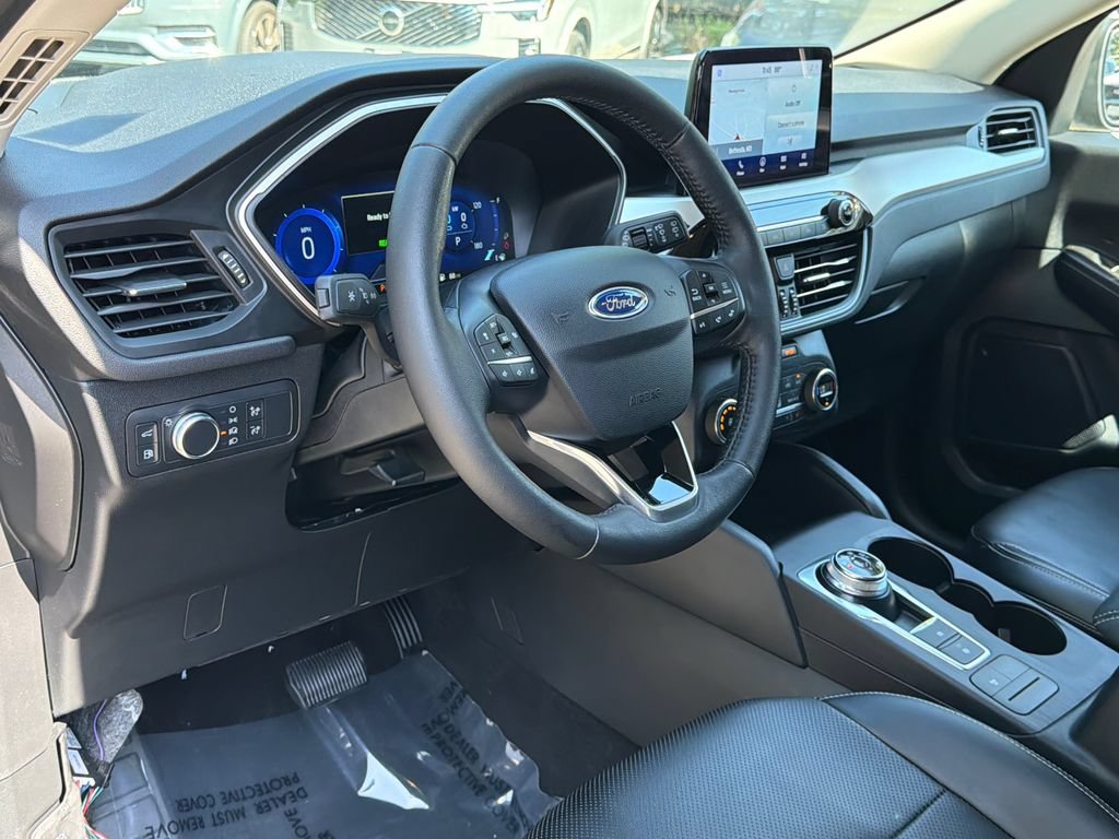 Used 2020 Ford Escape SE Sport FWD image 17