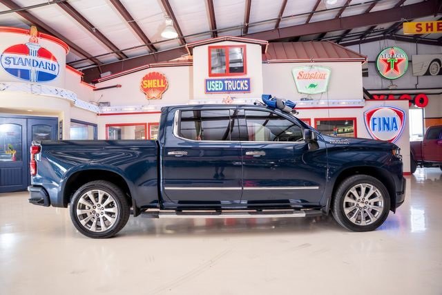 Used 2019 Chevrolet Silverado 1500 High Country image 5