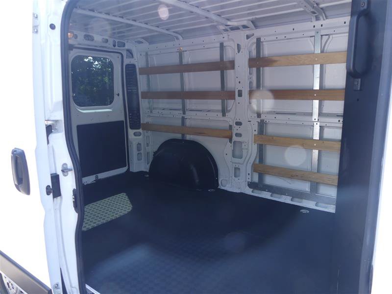 Used 2025 RAM ProMaster 2500 w/ U-Haul Equipment Group FWD image 20