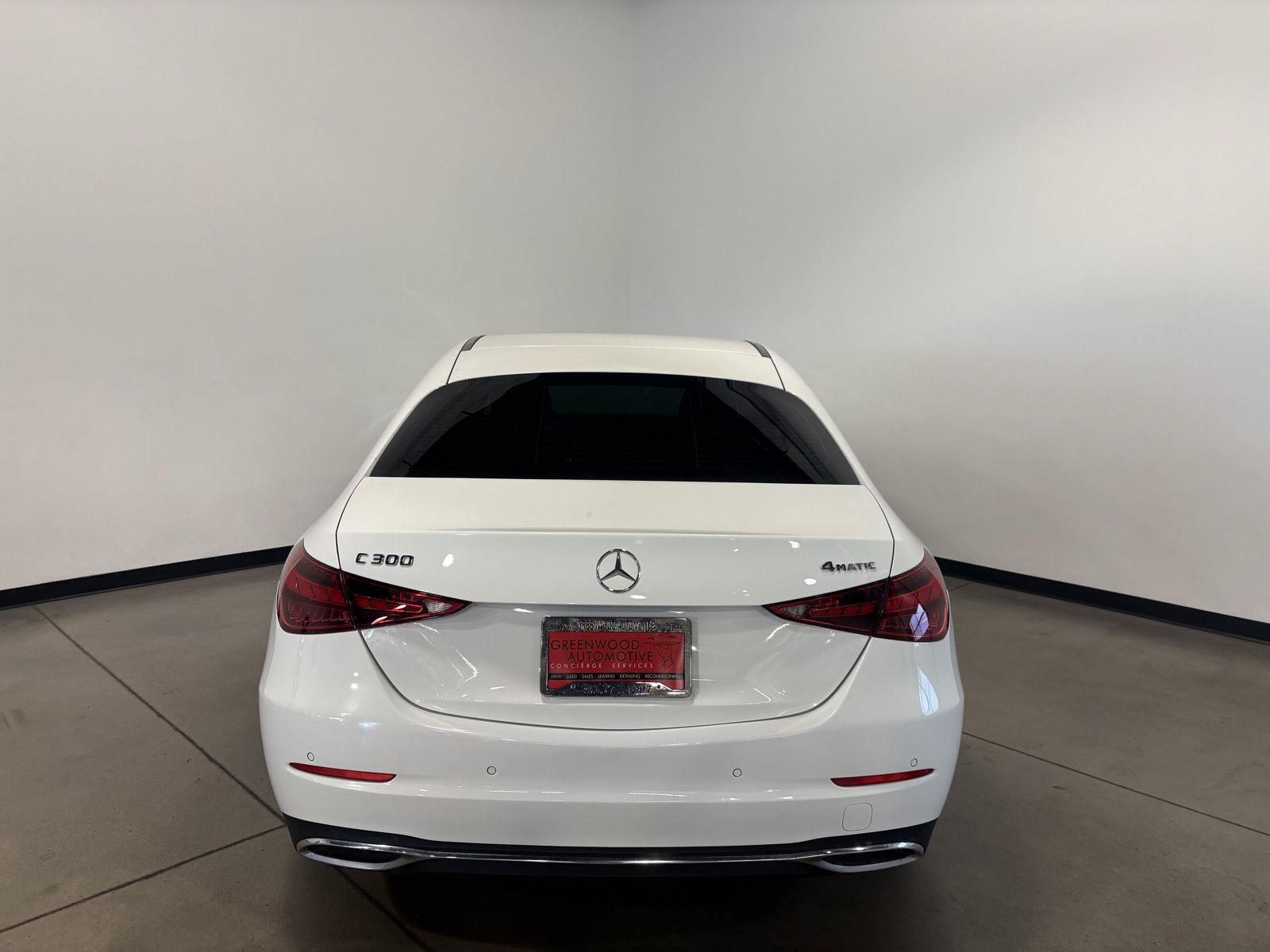 Used 2024 Mercedes-Benz C 300 4MATIC Sedan image 5