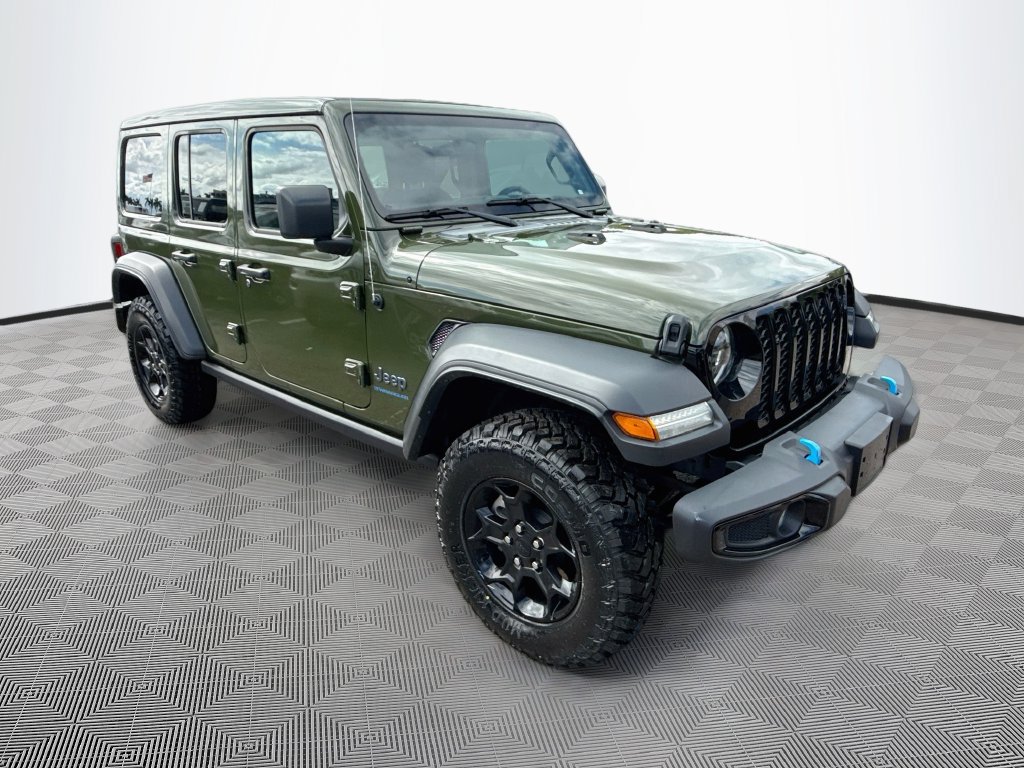 Certified 2023 Jeep Wrangler Unlimited w/ Sun & Screen Package AWD/4WD image 4