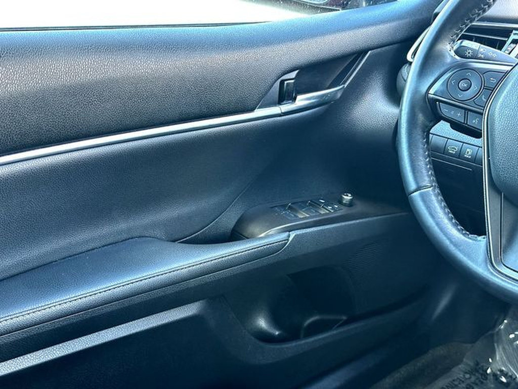 Certified 2022 Toyota Camry XSE FWD image 26