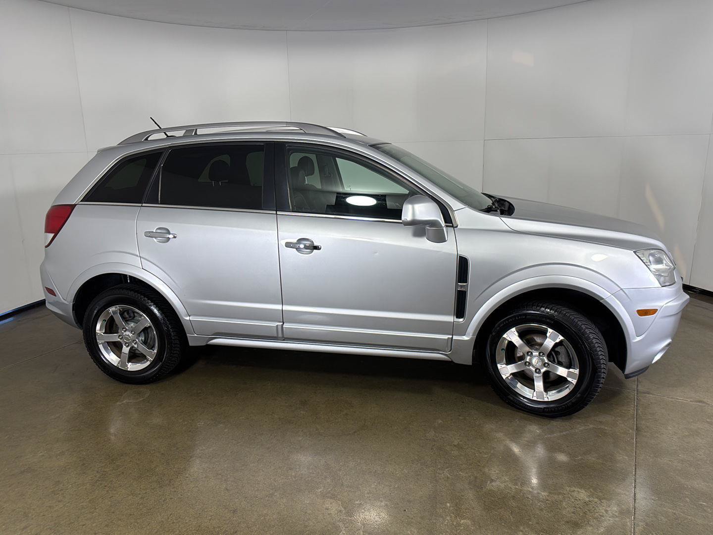 Used 2012 Chevrolet Captiva Sport LTZ AWD/4WD image 9