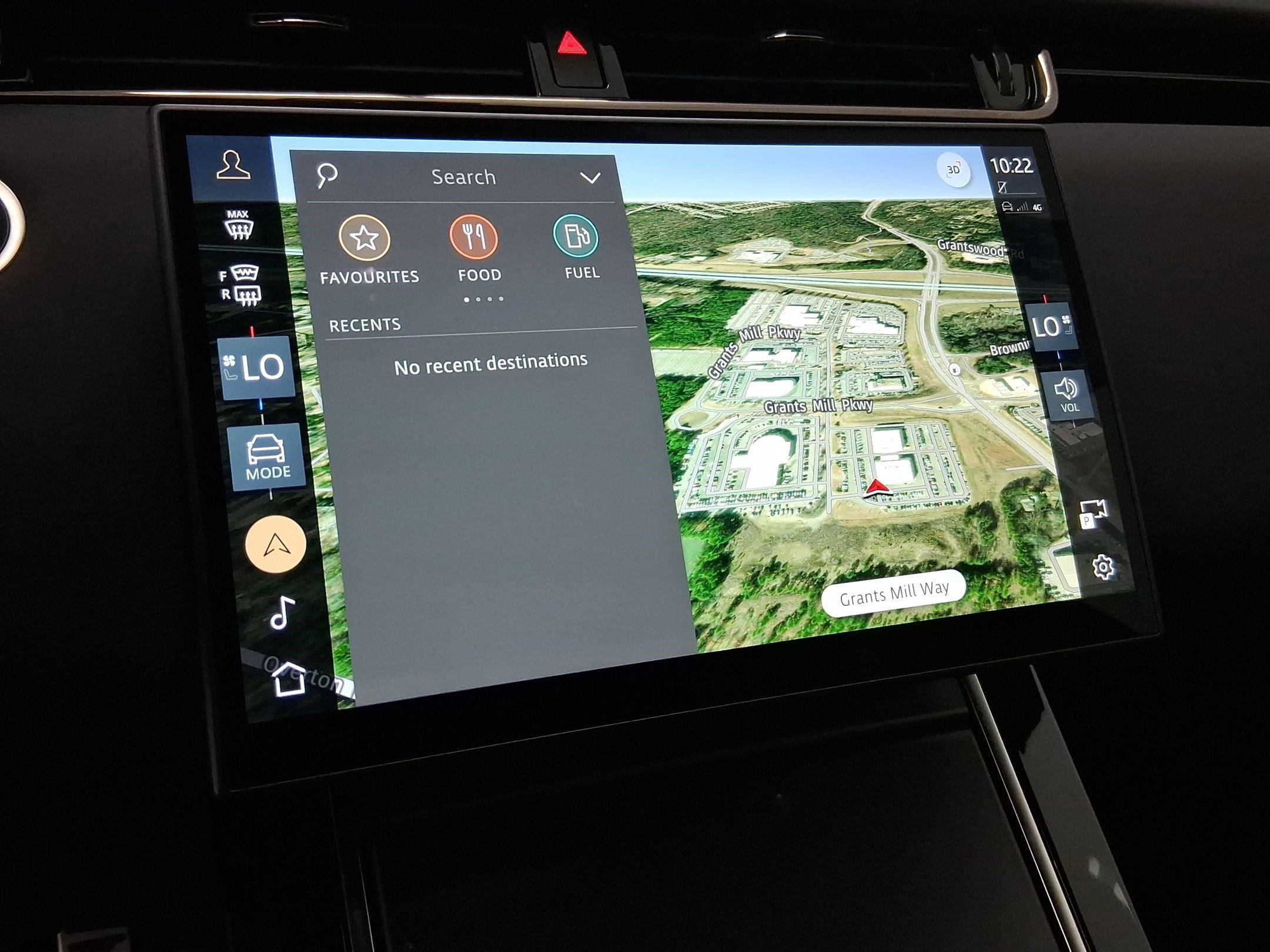 Certified 2025 Land Rover Range Rover Evoque Dynamic SE AWD/4WD image 26