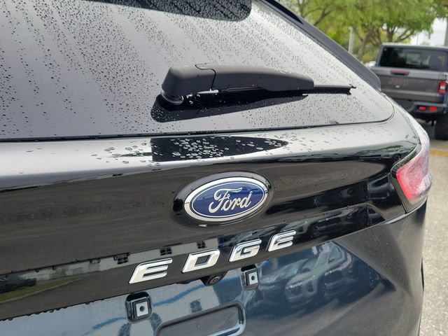 Used 2024 Ford Edge SE w/ Cargo Accessory Package AWD/4WD image 8