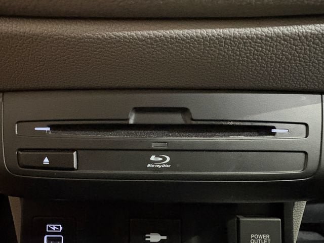 Used 2024 Honda Odyssey Touring image 11