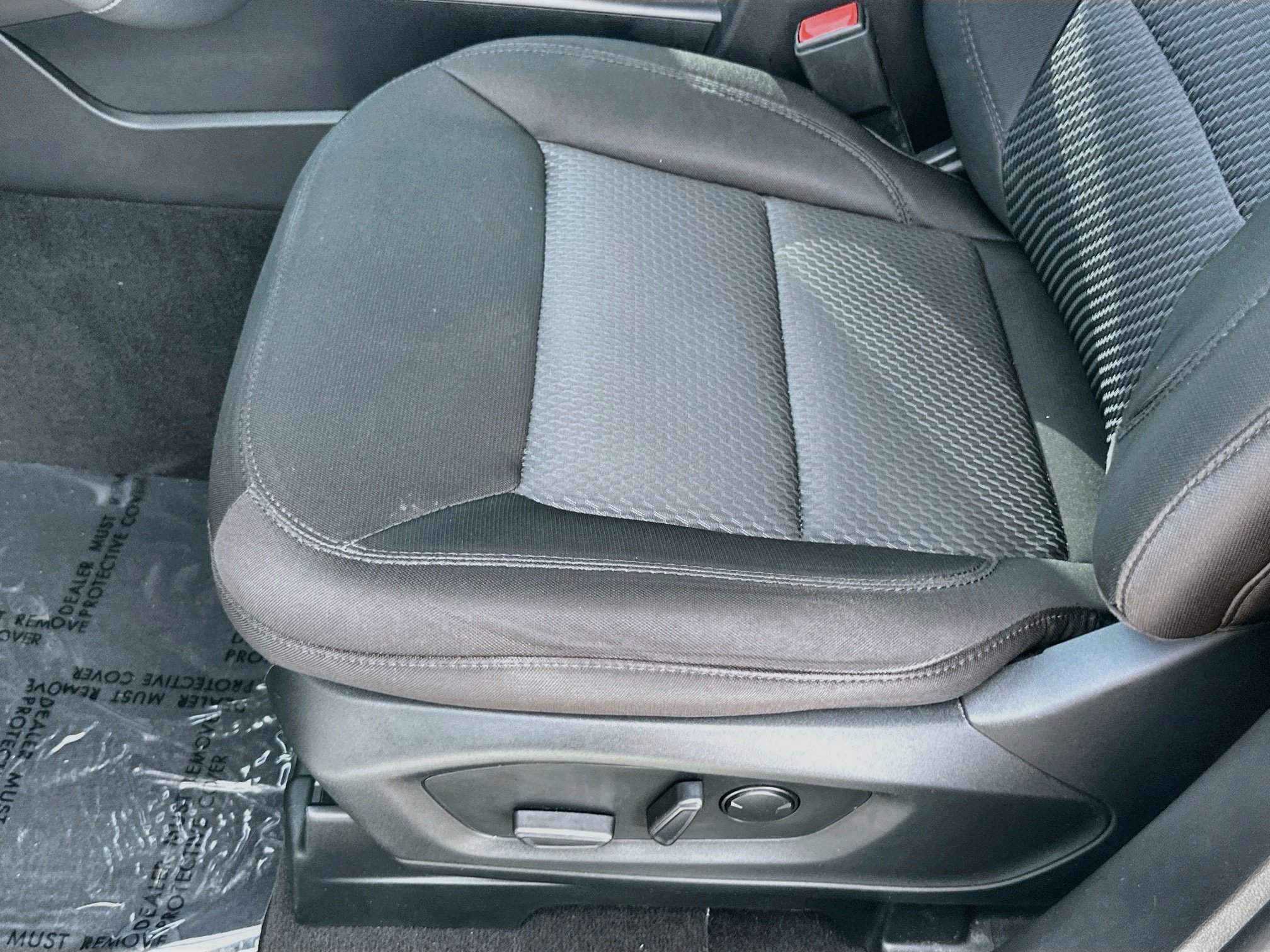 Used 2024 Ford Explorer XLT RWD image 18