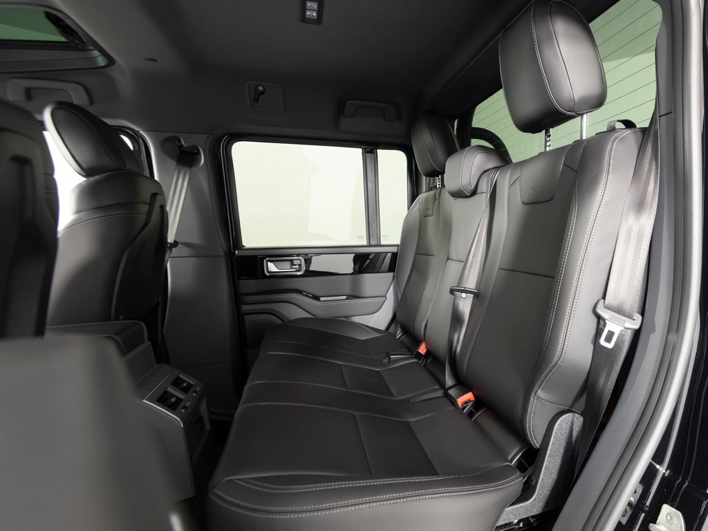 New 2026 INEOS Grenadier Quartermaster Black Edition AWD/4WD image 35