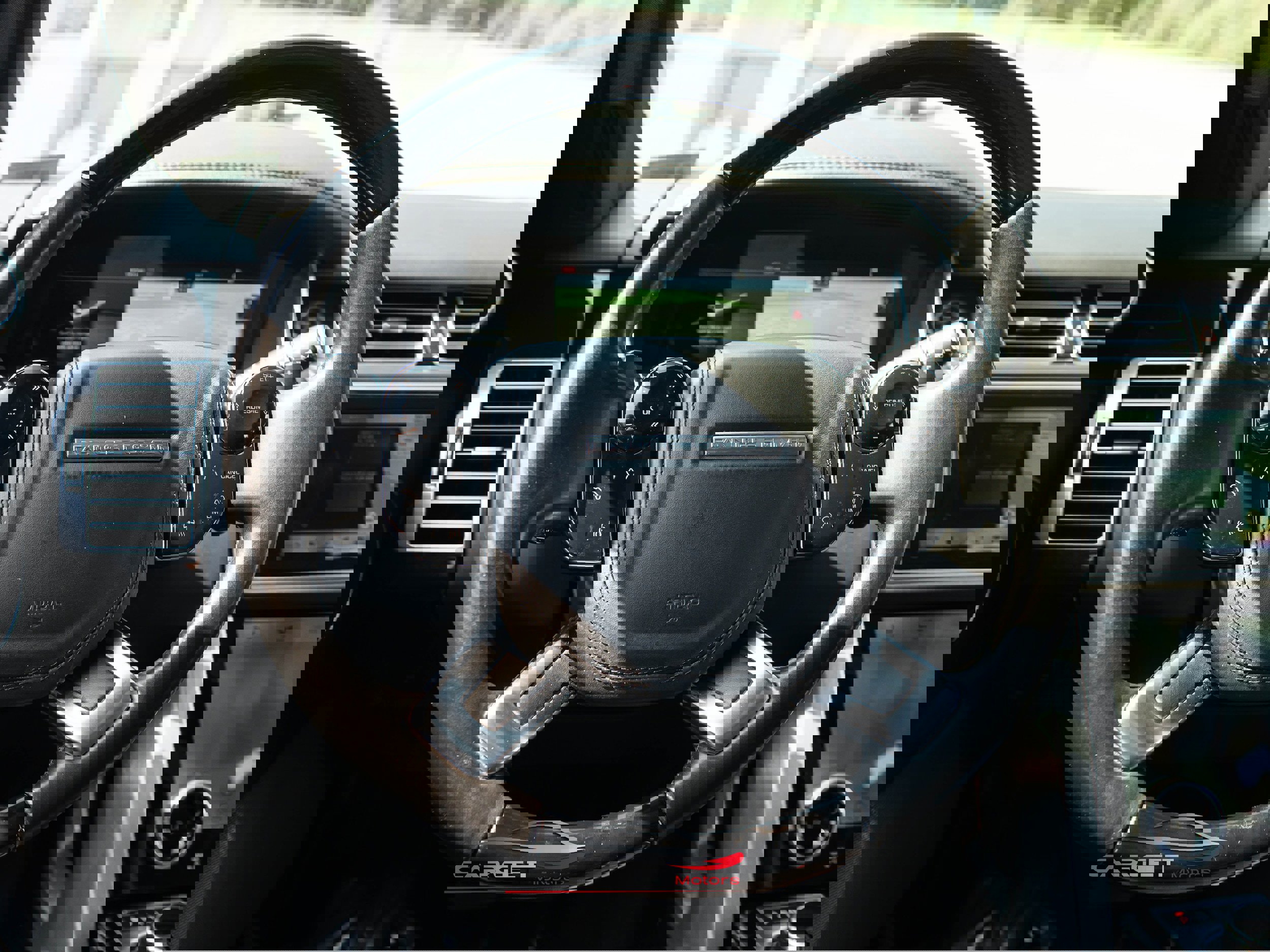 Used 2020 Land Rover Range Rover HSE image 25