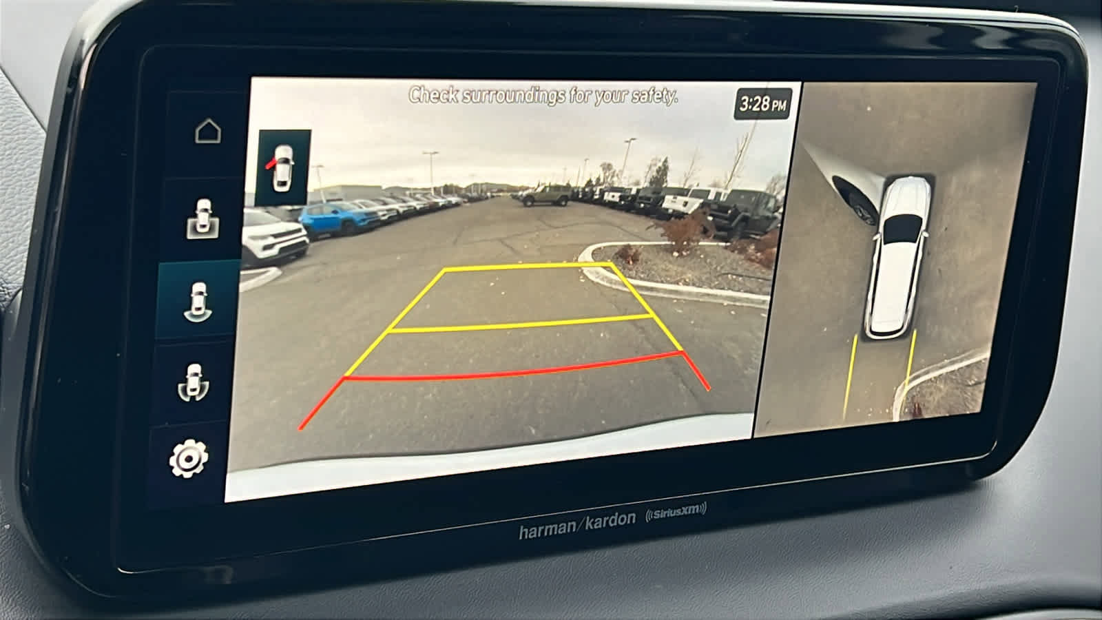 Used 2023 Hyundai Santa Fe Limited w/ Cargo Package image 16