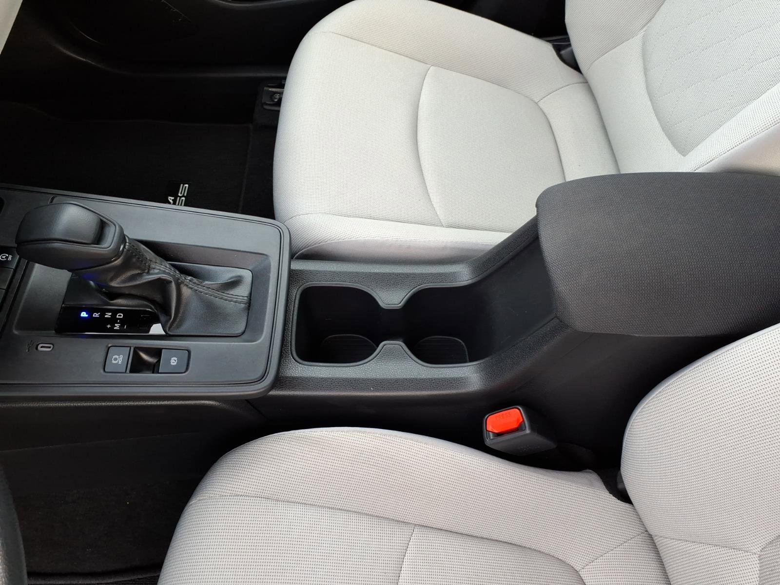 Used 2026 Toyota Corolla Cross L FWD image 14