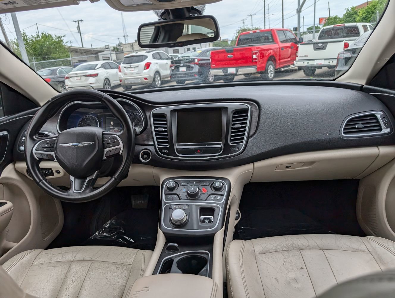 Used 2017 Chrysler 200 Limited Platinum FWD image 13