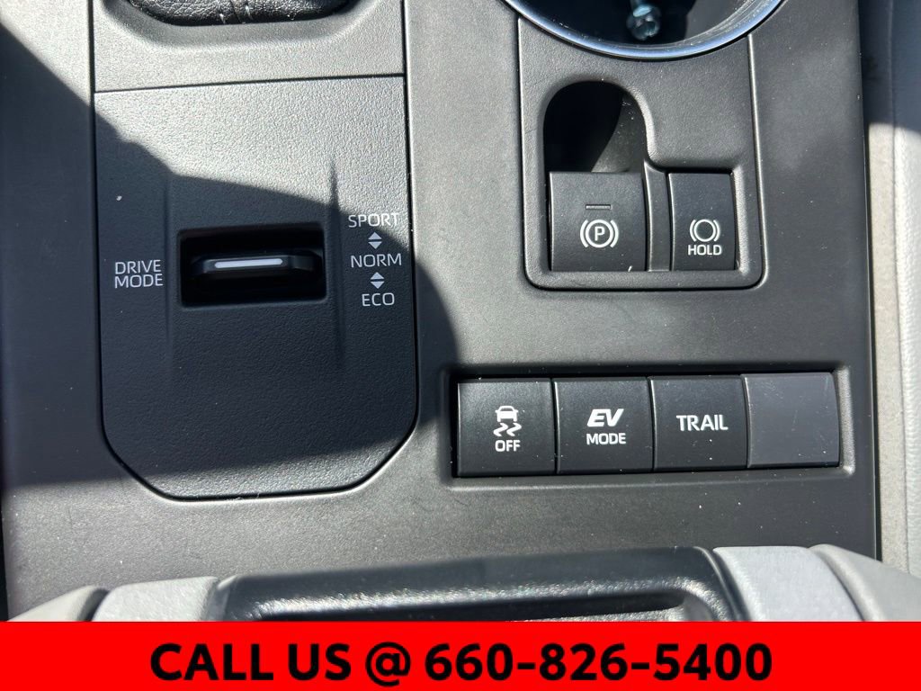 Used 2022 Toyota Highlander XLE image 26