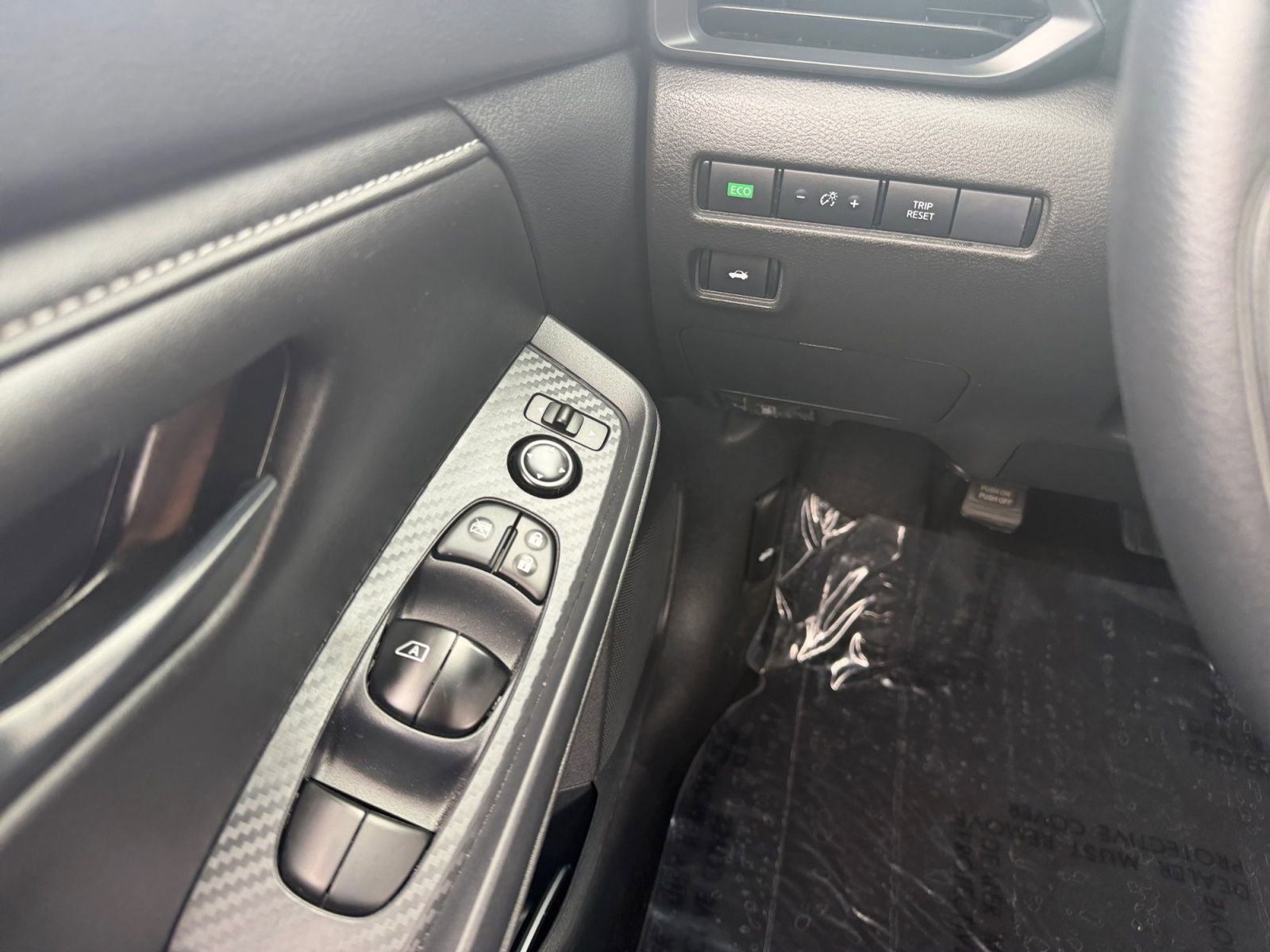 Used 2025 Nissan Sentra S FWD image 24