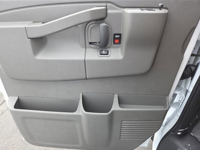 New 2026 GMC Savana 2500 w/ Driver Convenience Package image 27